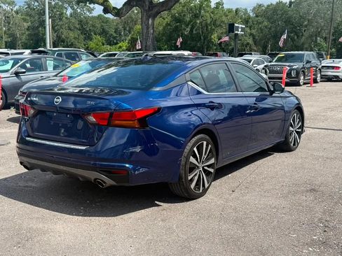Used 2020 Nissan Altima 2.5 SR w/ Premium Package FWD image 6