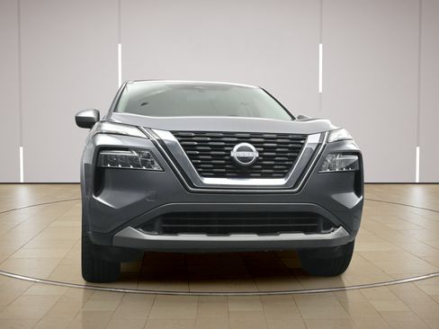 Certified 2023 Nissan Rogue SV FWD image 22