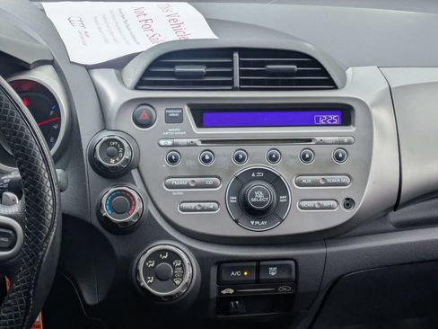 Used 2010 Honda Fit Sport image 23