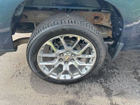 Used 2022 Chevrolet Silverado 1500 LT image 40