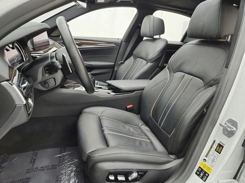Used 2019 BMW M550i xDrive w/ Premium Package 2 AWD/4WD image 13