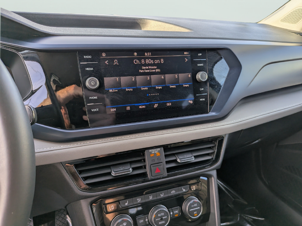 Certified 2024 Volkswagen Taos SE FWD image 20