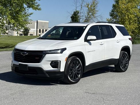 Used 2023 Chevrolet Traverse RS AWD/4WD image 29