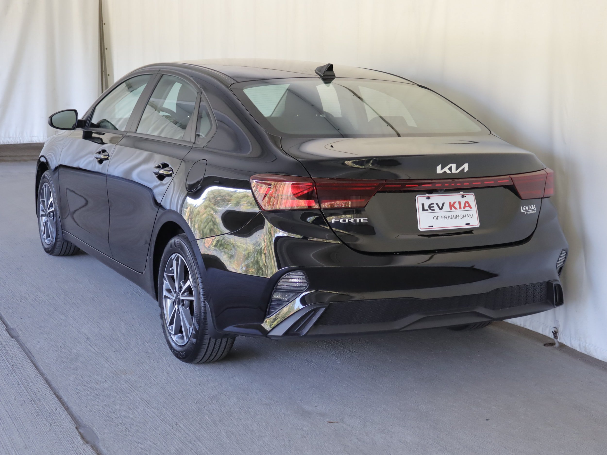 Used 2023 Kia Forte LXS FWD image 21