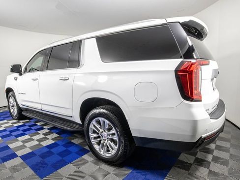 Used 2021 GMC Yukon XL SLT w/ SLT Premium Package RWD image 7