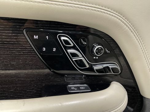 Used 2019 Land Rover Range Rover Autobiography AWD/4WD image 17