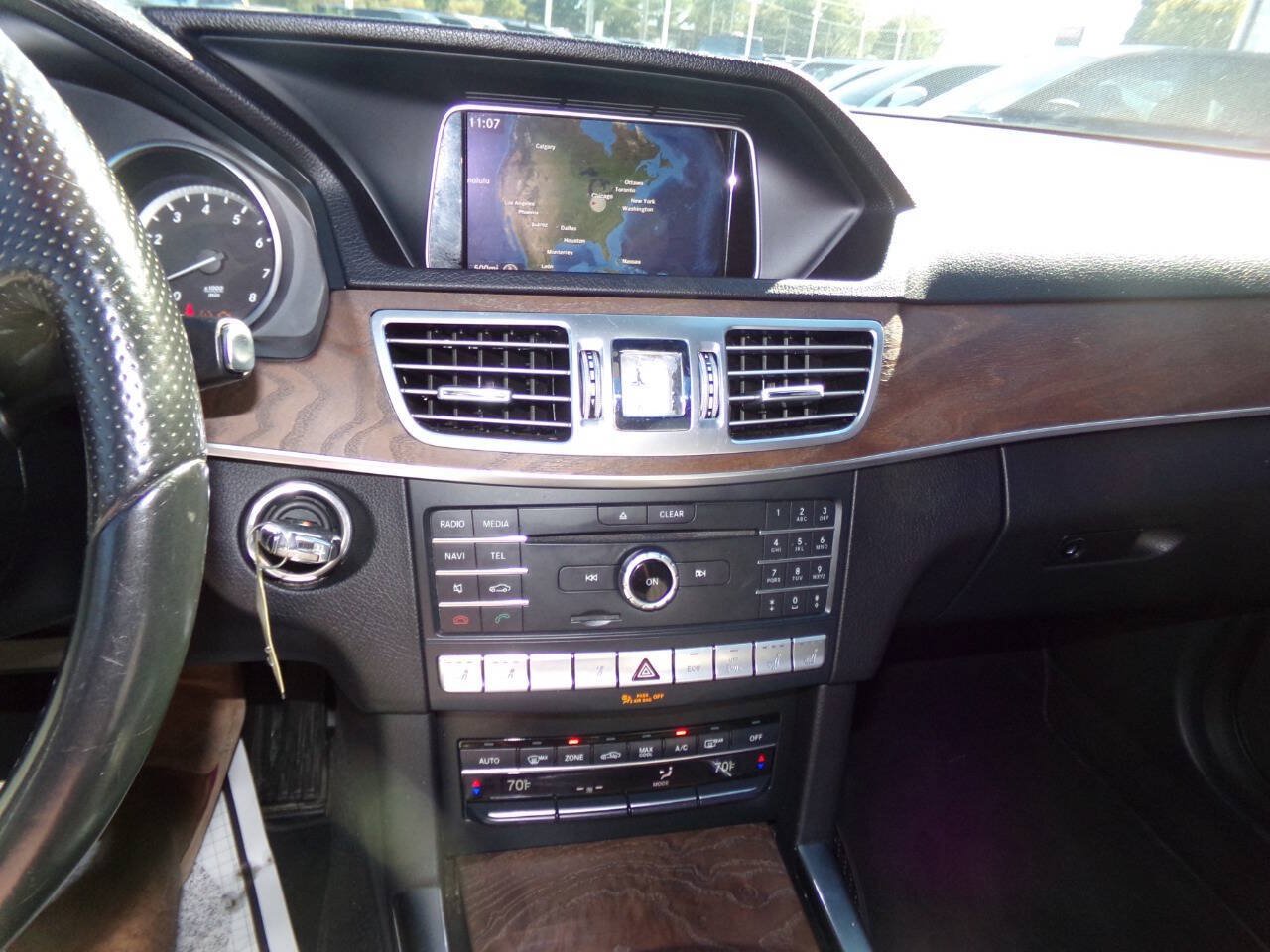 Used 2016 Mercedes-Benz E 350 4MATIC Wagon image 61