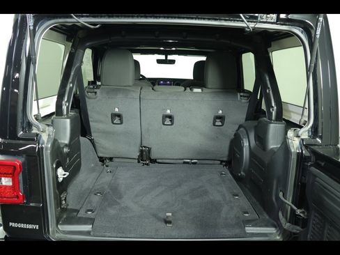 Used 2021 Jeep Wrangler Unlimited Sport image 16