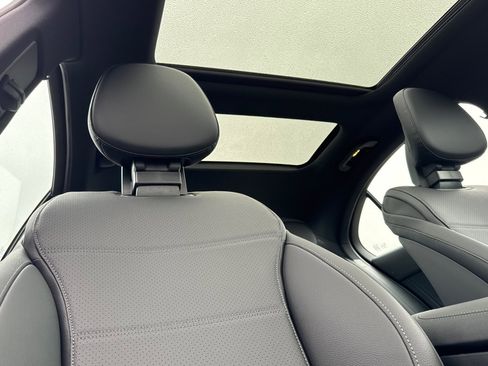 New 2026 Mercedes-Benz C 300 Sedan image 16