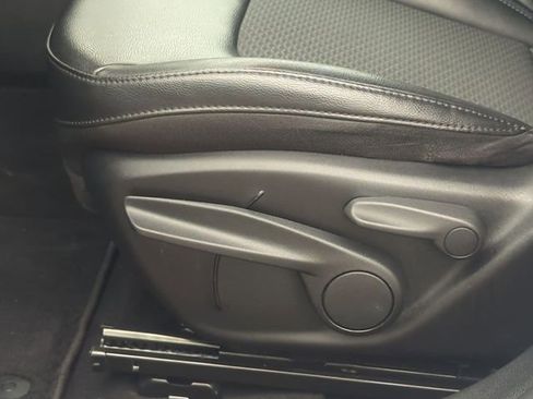 Certified 2022 Jeep Compass Latitude image 19