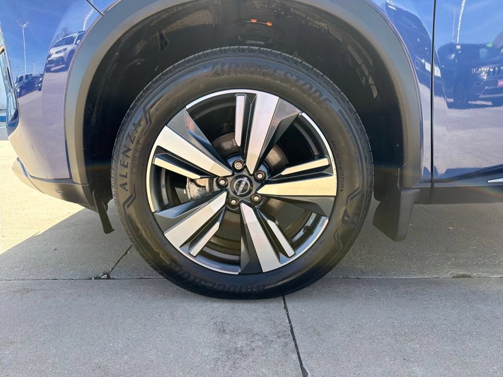 Used 2023 Nissan Rogue SL AWD/4WD image 29