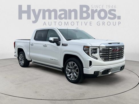 Used 2024 GMC Sierra 1500 Denali AWD/4WD image 1