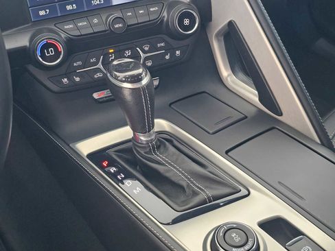 Used 2016 Chevrolet Corvette Z06 w/ 3LZ Preferred Equipment Group image 34