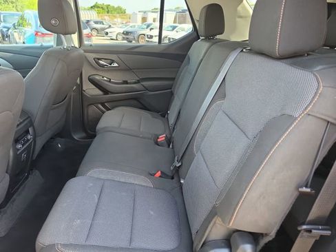 Used 2020 Chevrolet Traverse LS FWD image 11