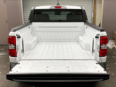 New 2026 Ford Maverick XL image 14