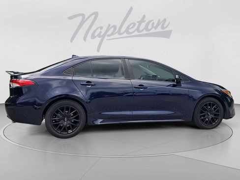 Used 2021 Toyota Corolla LE FWD image 7