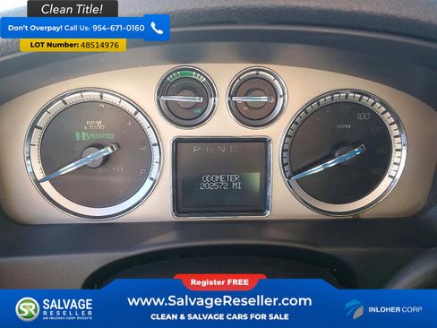 Used 2010 Cadillac Escalade 4WD Hybrid image 12