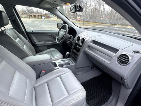 Used 2006 Ford Freestyle SEL image 28