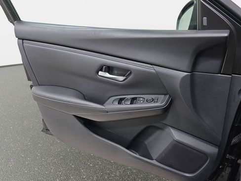 Used 2024 Nissan Sentra SV image 27