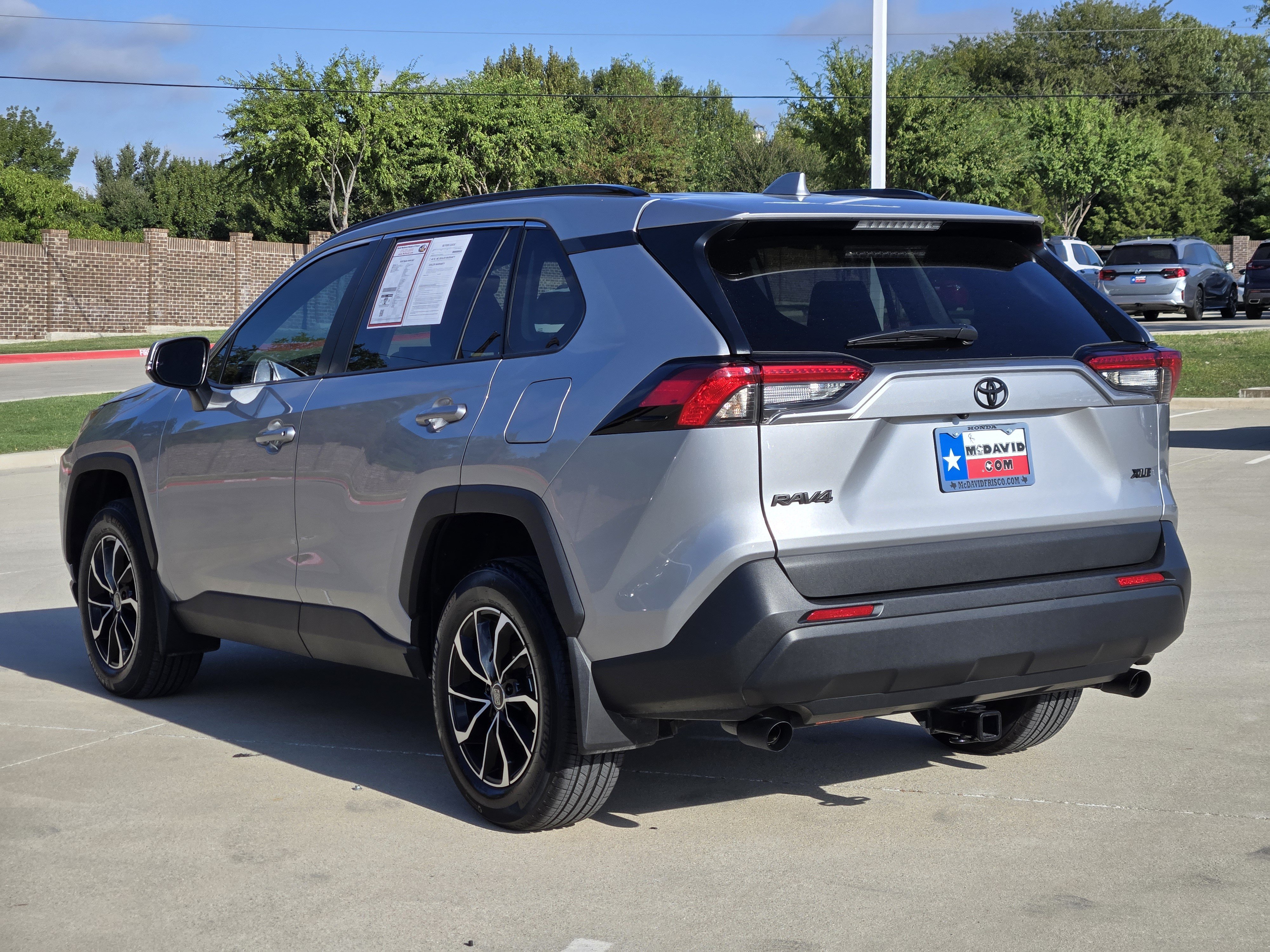 Used 2024 Toyota RAV4 XLE w/ Convenience Package FWD image 8
