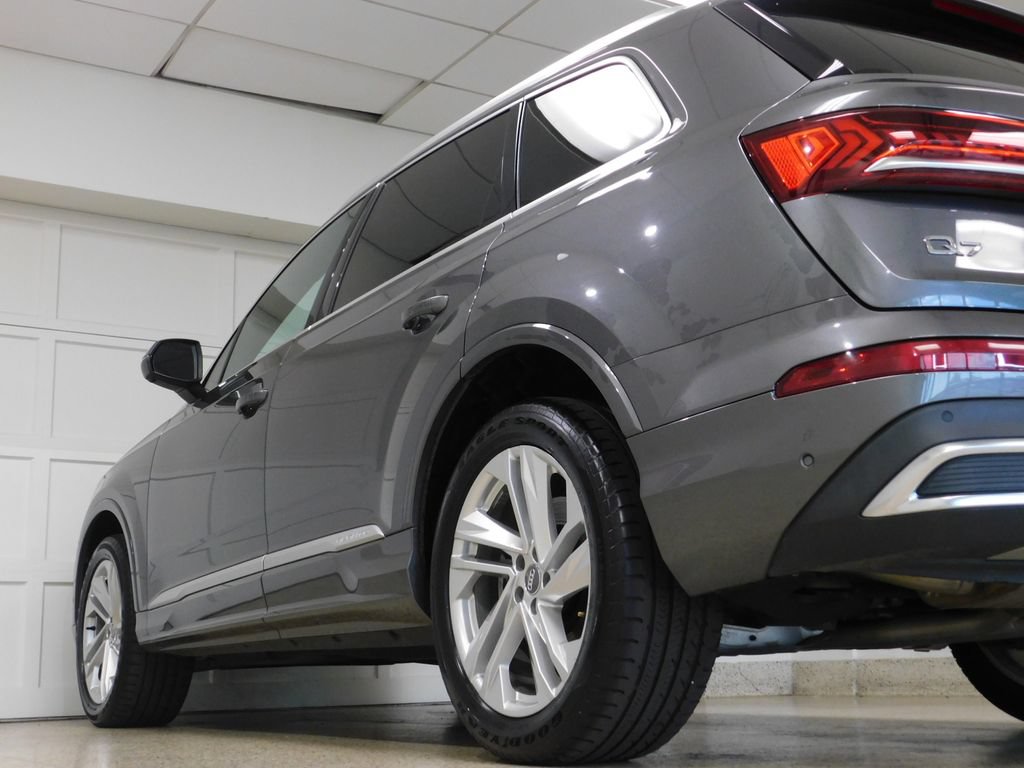 Used 2021 Audi Q7 3.0T Premium Plus w/ Premium Plus Package AWD/4WD image 74