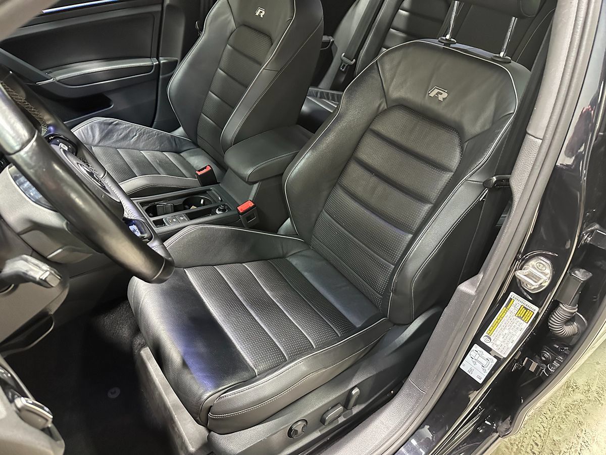 Used 2018 Volkswagen Golf 4-Door AWD/4WD image 24