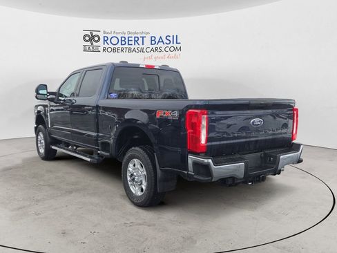 Used 2025 Ford F350 XLT w/ FX4 Off-Road Package image 3