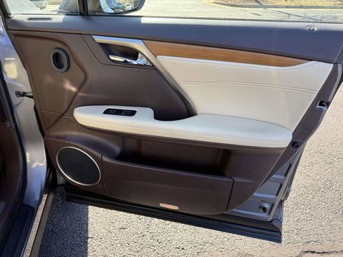 Used 2019 Lexus RX 350 Premium image 16