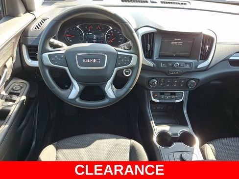 Used 2024 GMC Terrain SLE AWD/4WD image 12