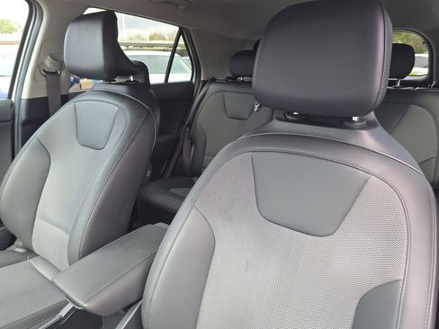 Certified 2025 Kia Niro EX image 23