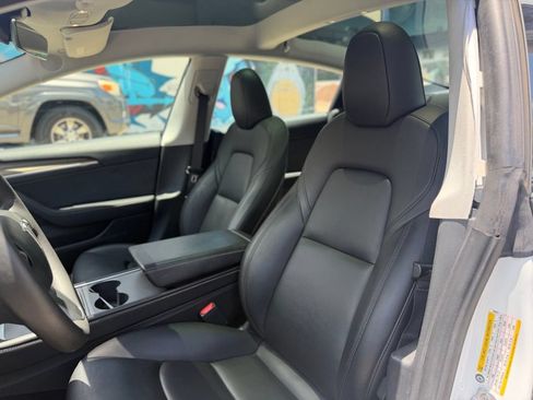 Used 2023 Tesla Model 3 Standard Range RWD image 12