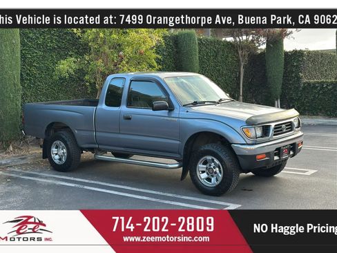 Used 1997 Toyota Tacoma 4x4 Xtracab w/ LX Pkg image 4