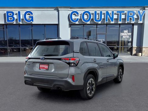 Used 2025 Subaru Forester Premium AWD/4WD image 6