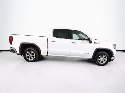 Used 2024 GMC Sierra 1500 SLT AWD/4WD image 11