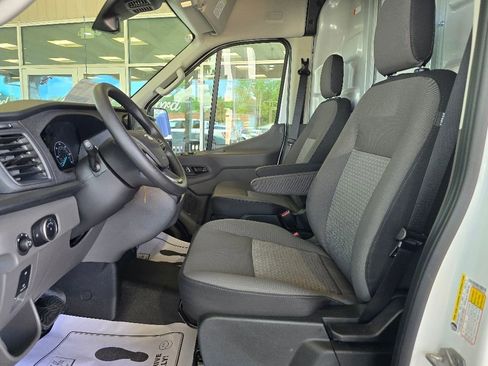 New 2025 Ford Transit 250 148 Medium Roof w/ HVAC Trade Package image 9