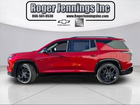 Used 2024 Chevrolet Traverse RS w/ LPO, Floor Liner Package image 2
