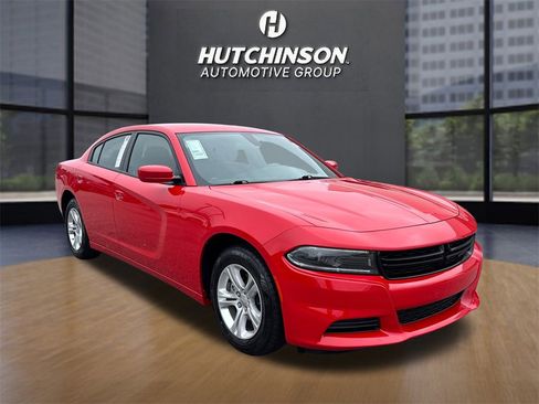 Used 2022 Dodge Charger SXT image 1