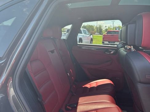 Used 2017 Porsche Macan GTS AWD/4WD image 53