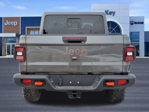 New 2026 Jeep Gladiator Mojave w/ Technology Group AWD/4WD image 5