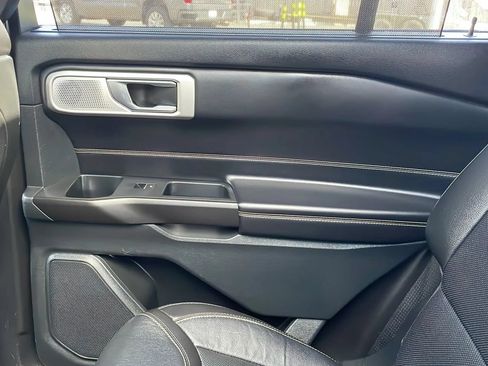 Used 2020 Ford Explorer ST w/ ST Street Pack AWD/4WD image 38
