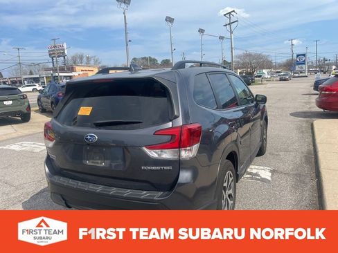 Used 2020 Subaru Forester Premium image 4
