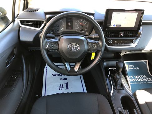 Used 2024 Toyota Corolla LE image 9