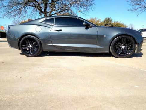 Used 2016 Chevrolet Camaro LT w/ RS Package image 4