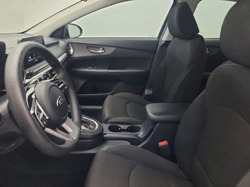 Used 2019 Kia Forte LXS FWD image 17