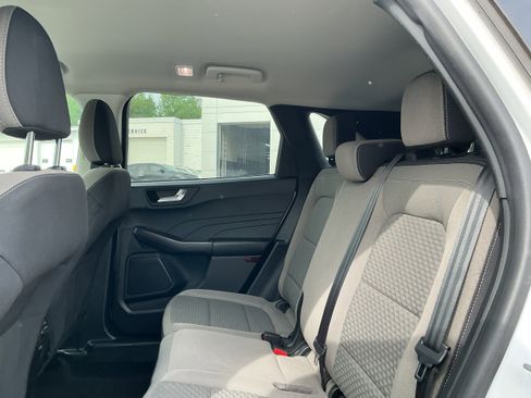 Used 2021 Ford Escape SE w/ Cold Weather Package AWD/4WD image 11