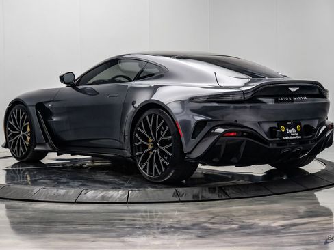 Used 2023 Aston Martin V12 Vantage RWD image 13
