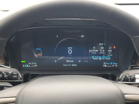 New 2025 Lincoln Corsair Grand Touring w/ Towing Package image 19