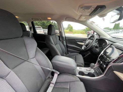 Used 2022 Subaru Ascent Premium w/ Convenience Package AWD/4WD image 3