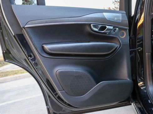 Used 2018 Volvo XC90 T6 R-Design w/ Convenience Package image 12