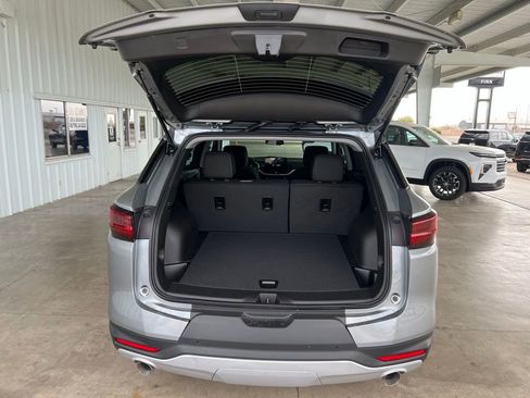 New 2025 Chevrolet Blazer LT w/ Midnight/Sport Edition image 19